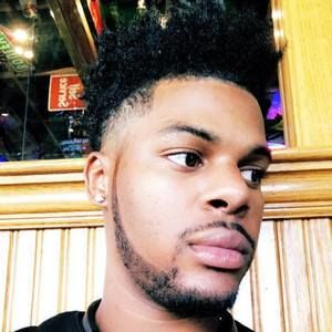 Meet your Posher, Calen